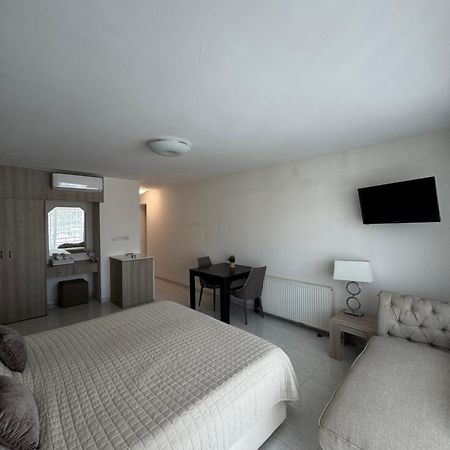 Marianna Hotel Apartments Limassol Exterior photo