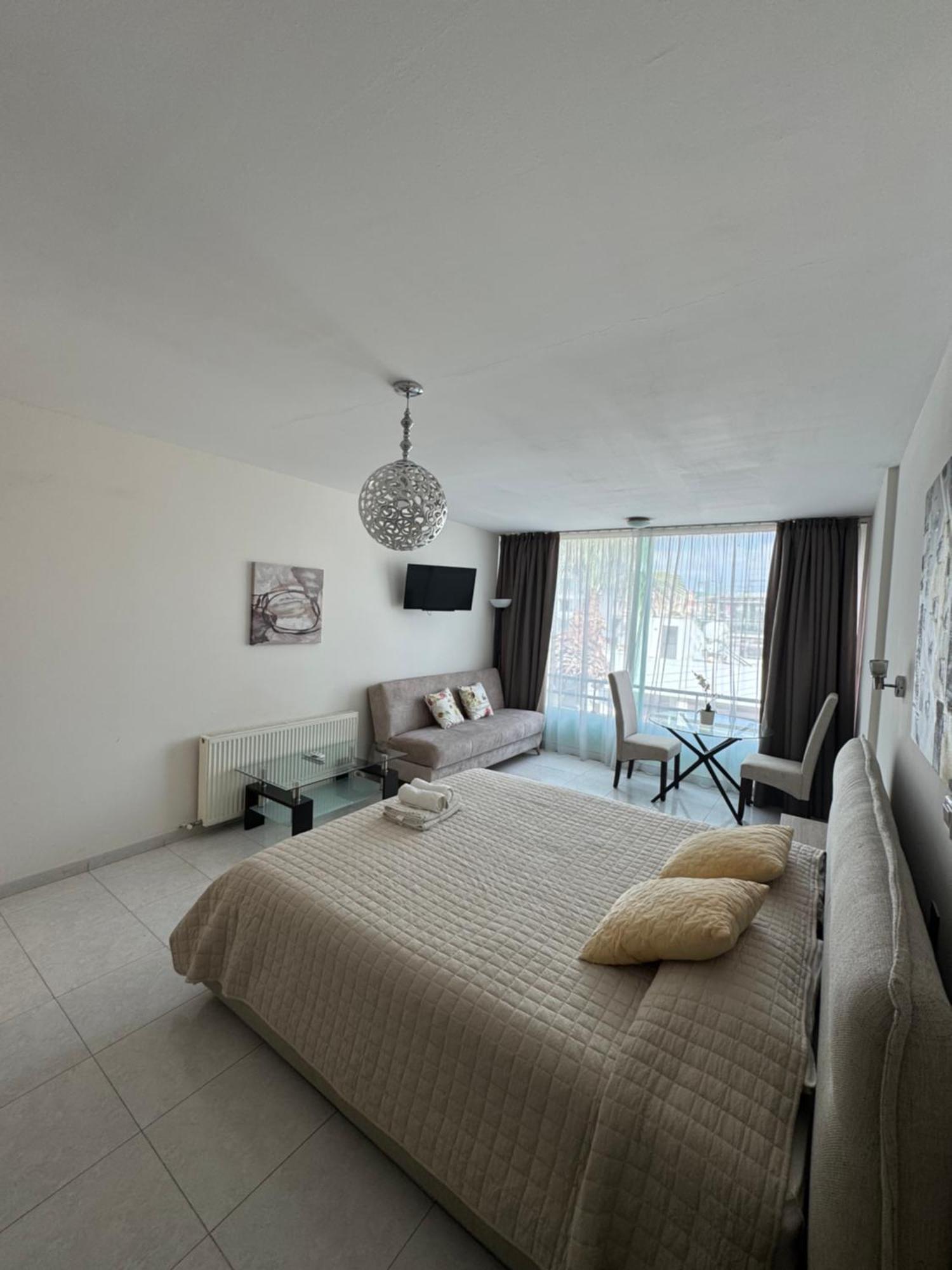 Marianna Hotel Apartments Limassol Exterior photo